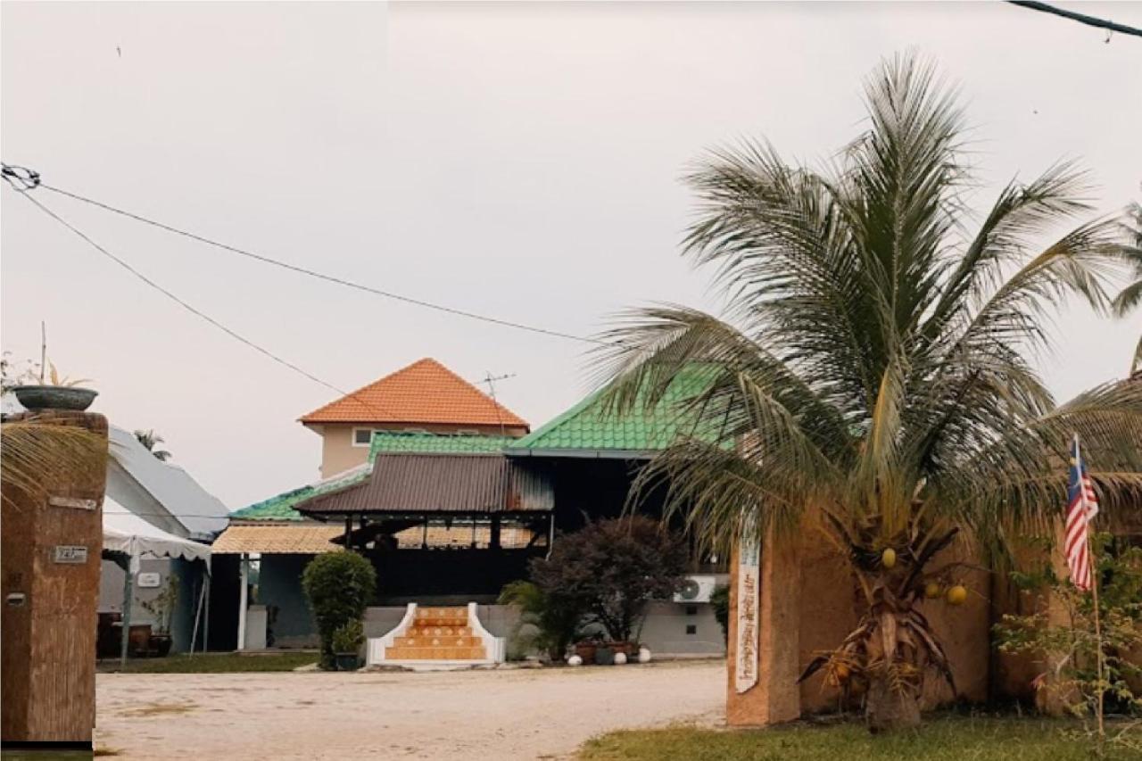 Oyo Home 90495 Homestay Kampung Kota Aur Sungai Petani Esterno foto