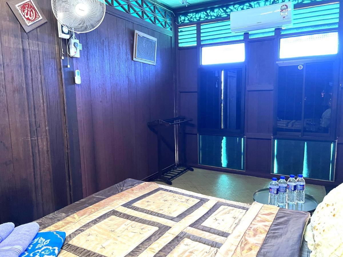 Oyo Home 90495 Homestay Kampung Kota Aur Sungai Petani Esterno foto