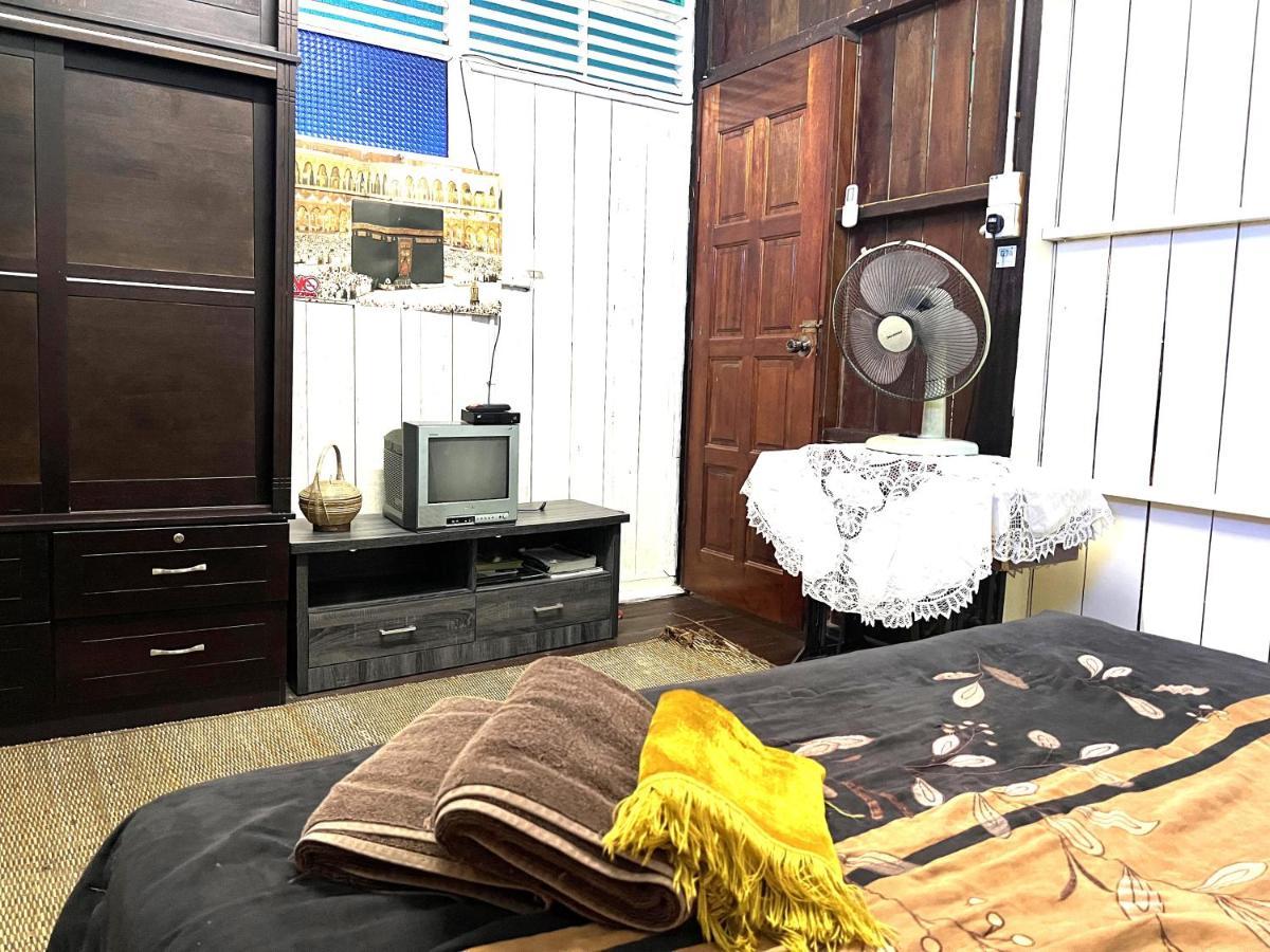 Oyo Home 90495 Homestay Kampung Kota Aur Sungai Petani Esterno foto